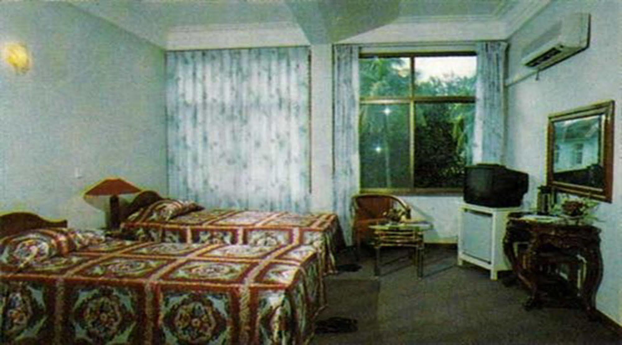 Hotel Windsor Yangon Luaran gambar