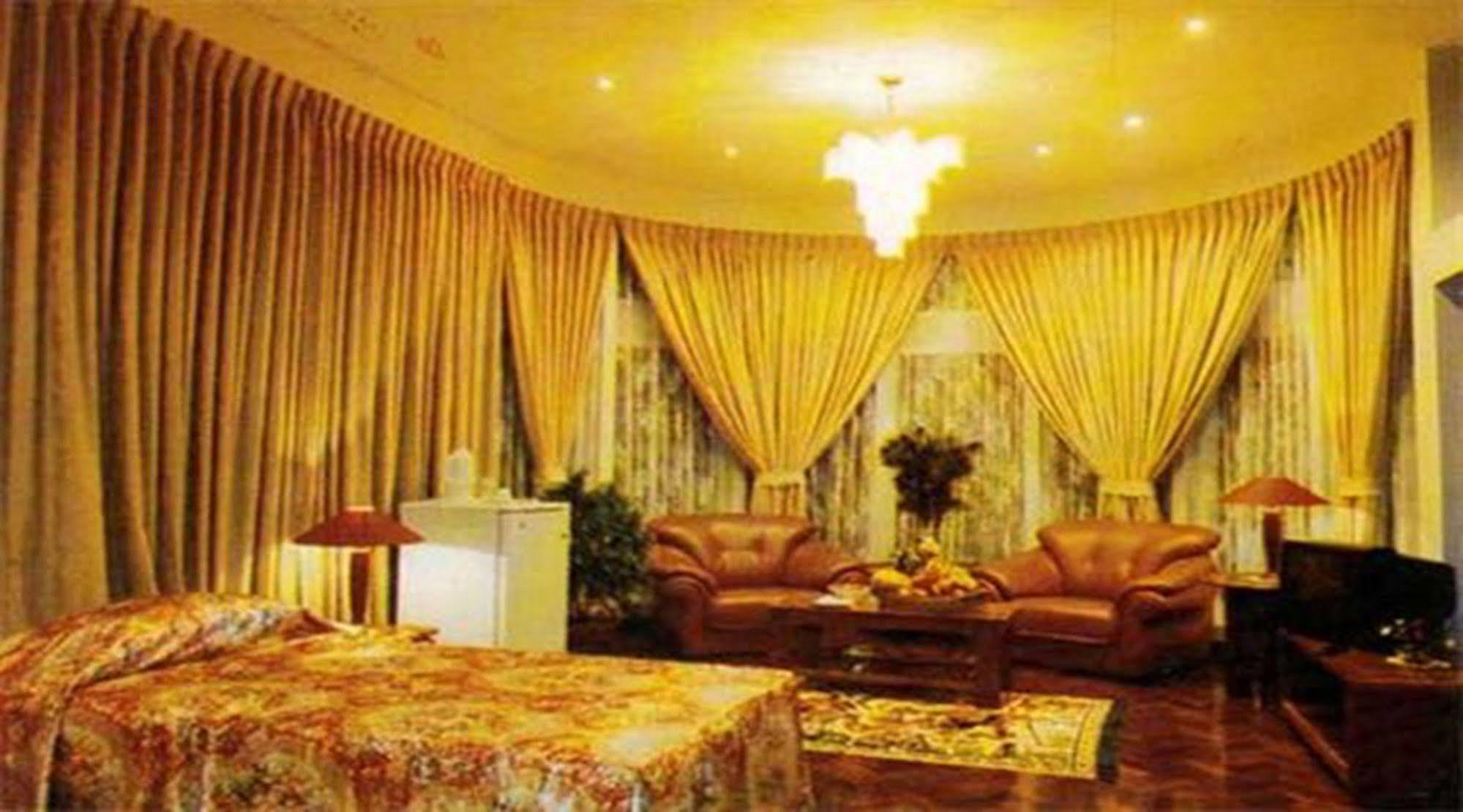Hotel Windsor Yangon Luaran gambar